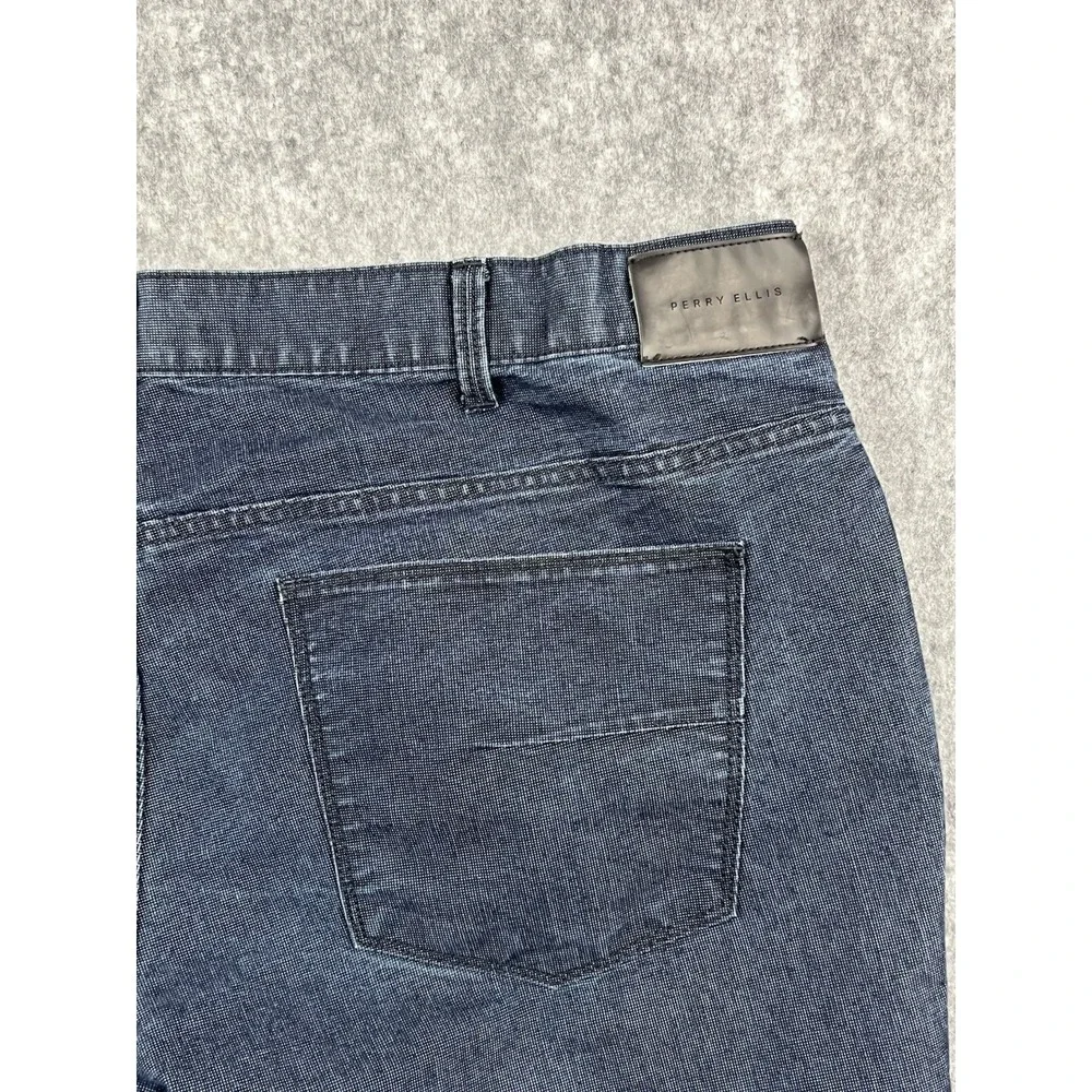 Perry Ellis Mens Jeans Blue Straight Fit Dark Wash Casual Stretch Size 44x30
